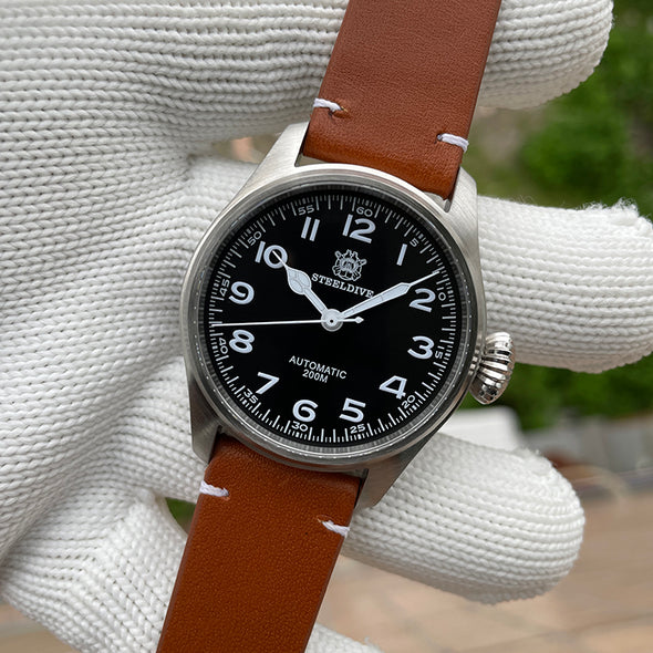 Steeldive SD1928M The Murph Pilot Watch - Onion Crown